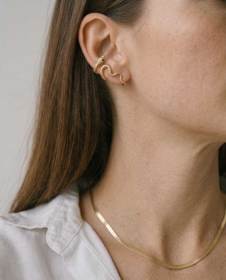 Jewelry showcase